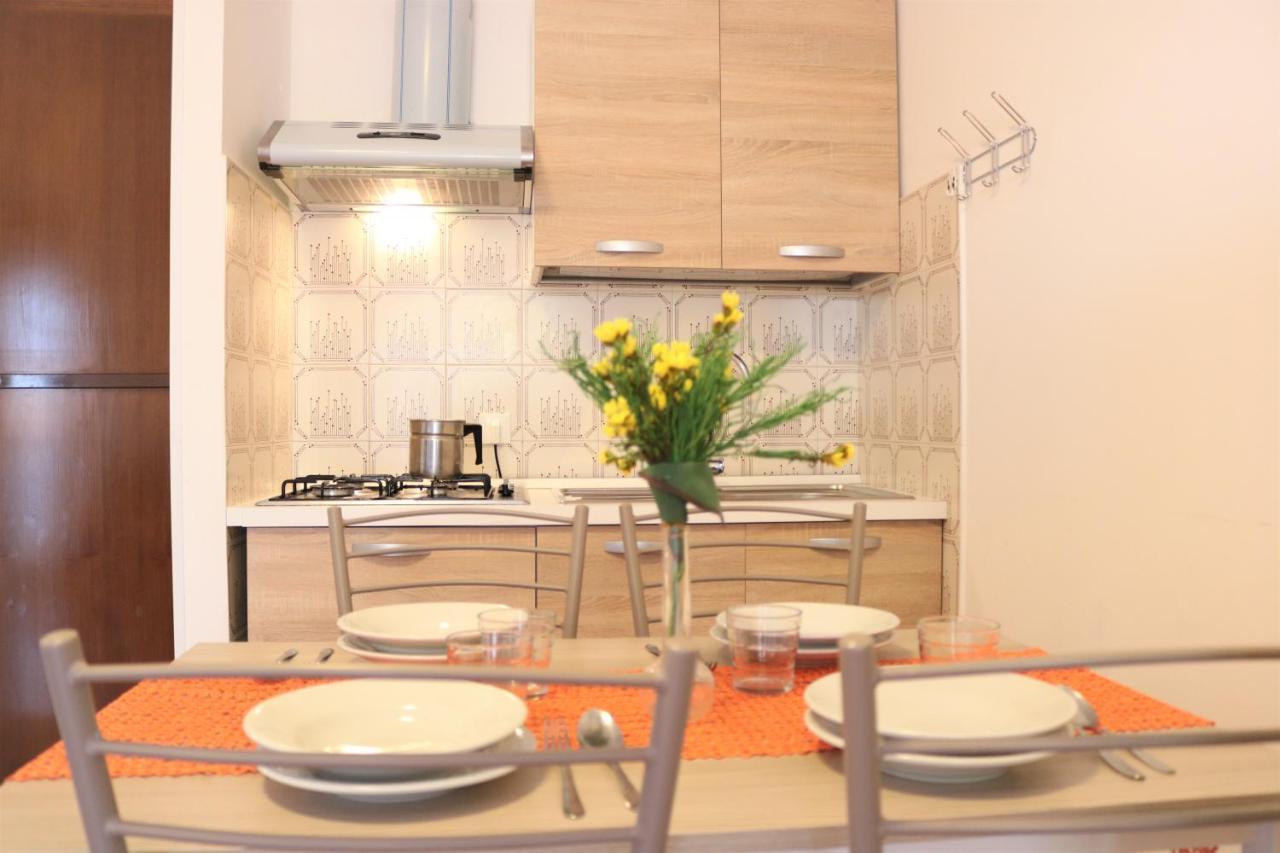 Condominio Sabrina Бибионе Екстериор снимка